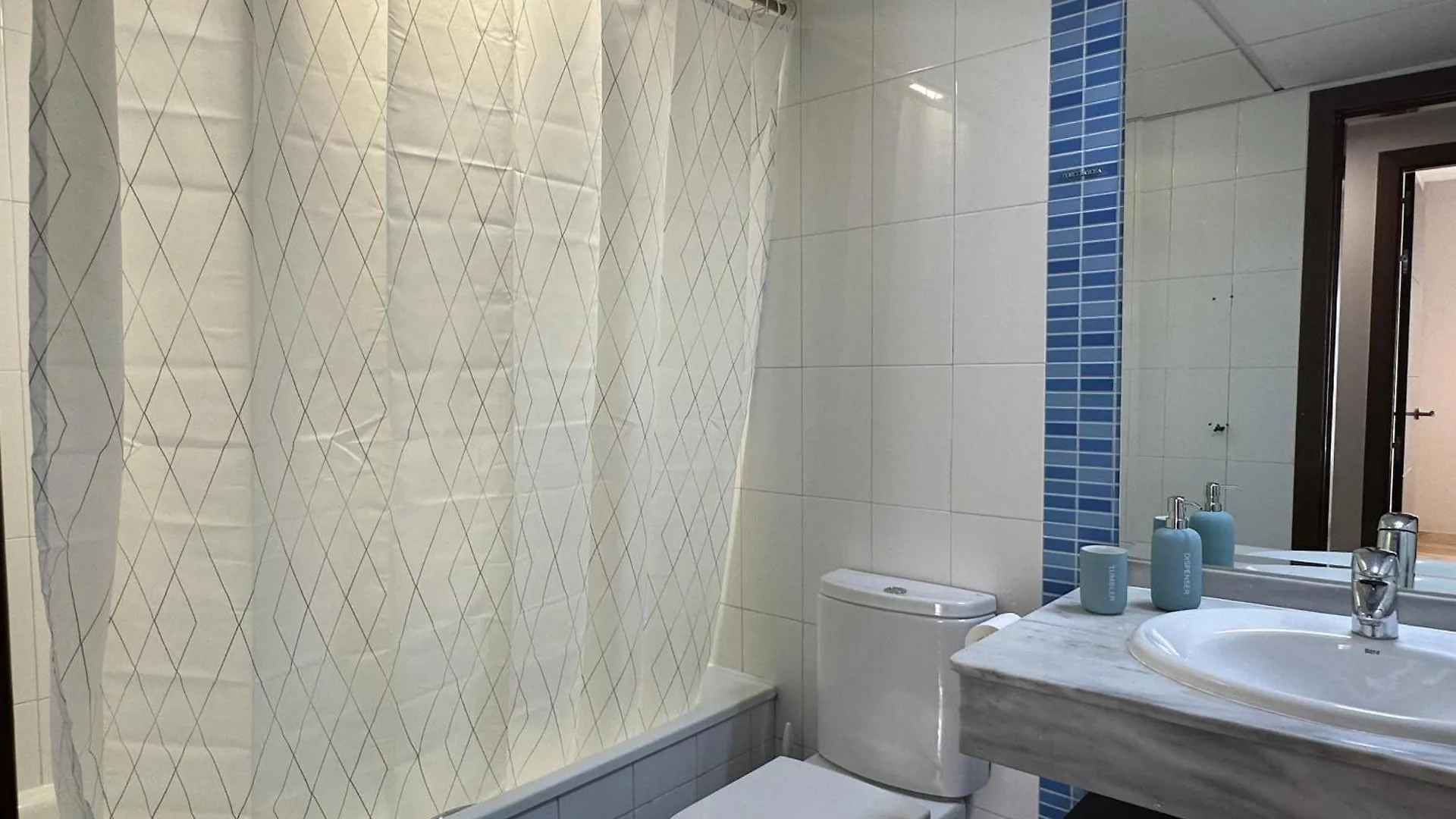 Apartamento En Marbella Con Piscina