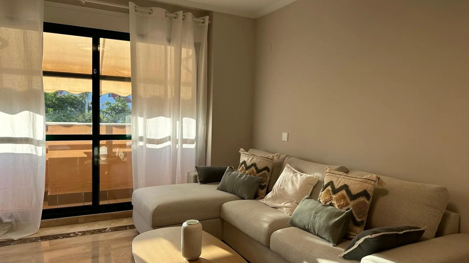 Apartamento En Marbella Con Piscina Lägenhet